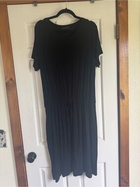 Everyday Black Midi Drawstring-Waist Dress